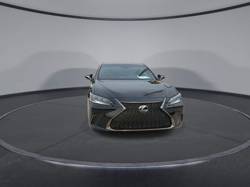 Used 2024 Lexus ES 350 F Sport w/ Accessory Package (Z2) FWD image 3