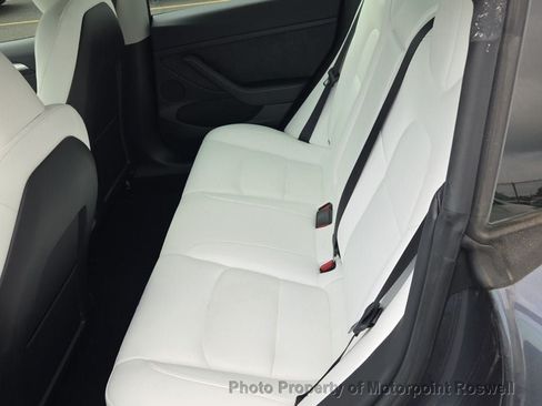 Used 2023 Tesla Model 3 Standard Range RWD image 2
