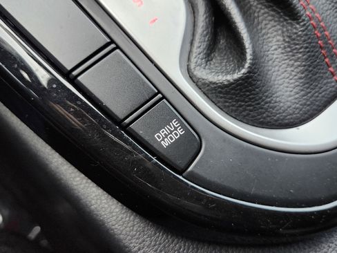 Used 2022 Kia Forte GT w/ GT Technology Package image 10