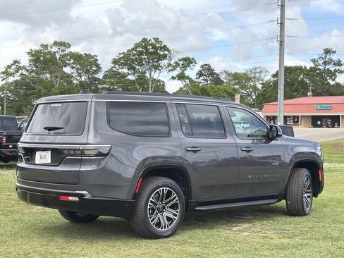 New 2026 Jeep Grand Wagoneer 2WD w/ Premium Group I image 11