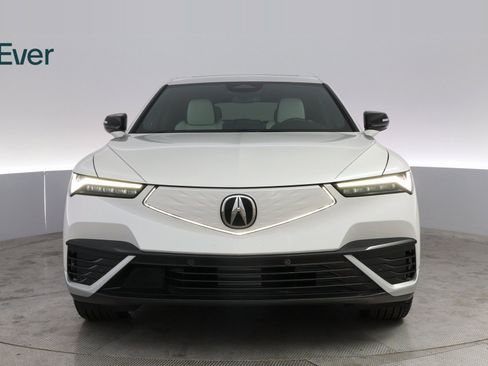 Used 2024 Acura ZDX A-Spec image 3