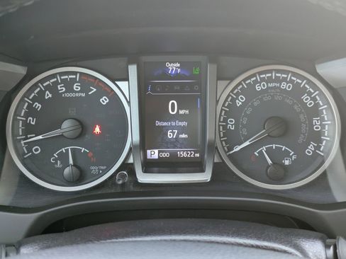 Used 2023 Toyota Tacoma Limited image 30