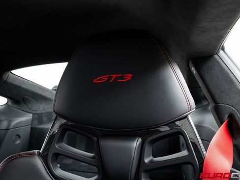 Used 2022 Porsche 911 GT3 RWD image 45