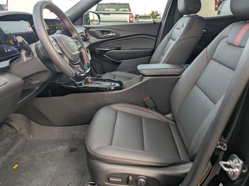 New 2026 Chevrolet Trax RS w/ Sunroof Package image 49