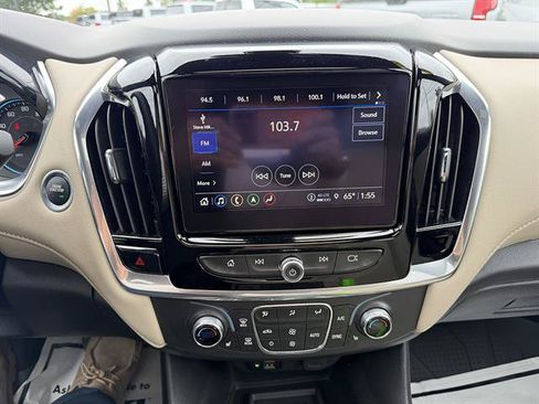 Used 2023 Chevrolet Traverse LT w/ LT Premium Package AWD/4WD image 44