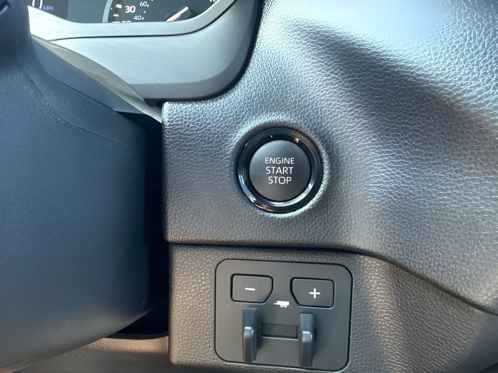 Used 2026 Toyota Tundra SR5 w/ SX Package RWD image 18