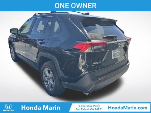 Used 2025 Toyota RAV4 XLE FWD image 4