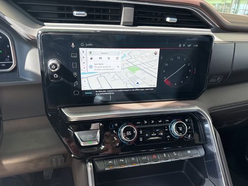 Used 2023 GMC Sierra 1500 Denali image 8