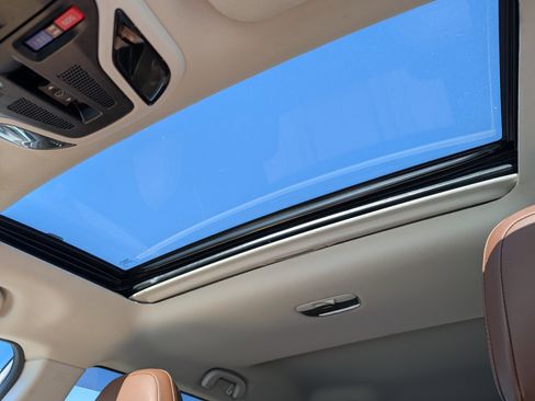 Used 2022 Subaru Outback Touring XT w/ Tech Package 3 image 26