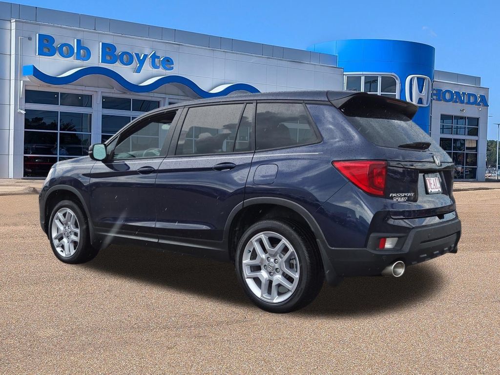 Certified 2025 Honda Passport EX-L image 7