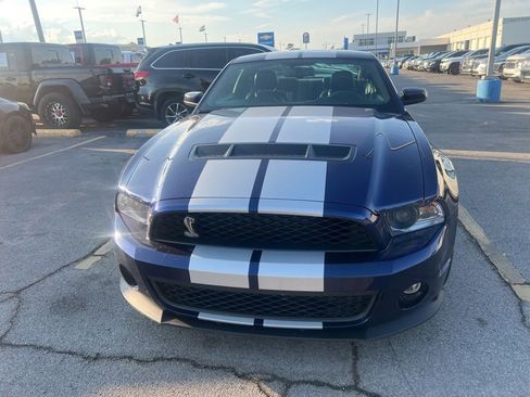 Used 2010 Ford Mustang Shelby GT500 RWD image 8