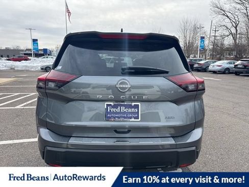 New 2026 Nissan Rogue SV w/ Cold Weather Package AWD/4WD image 10
