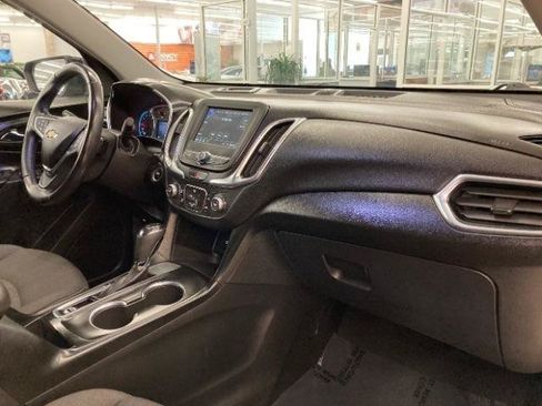 Used 2019 Chevrolet Equinox LT FWD image 17