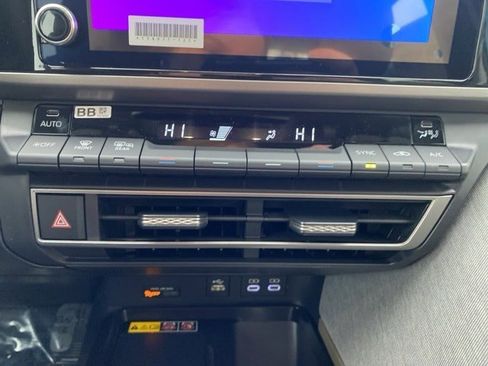 New 2026 Toyota Camry LE image 32