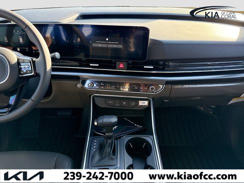 New 2026 Kia Carnival image 18