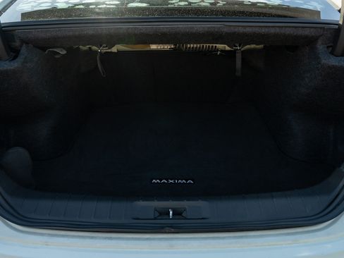 Used 2017 Nissan Maxima Platinum FWD image 16