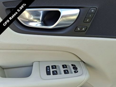 Certified 2024 Volvo XC60 B5 Plus w/ Climate Package AWD/4WD image 15