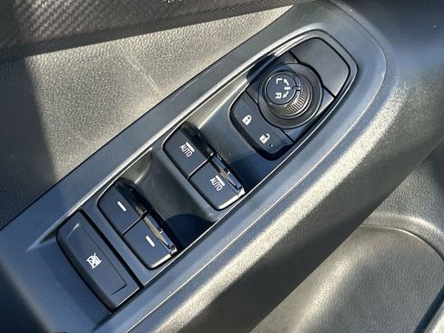 New 2026 Subaru Crosstrek 2.5i Sport AWD/4WD image 17