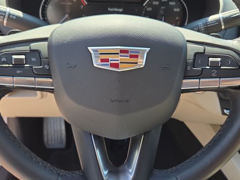 Used 2025 Cadillac CT4 Luxury RWD image 27