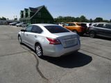 Used 2013 Nissan Altima 2.5 S image 5