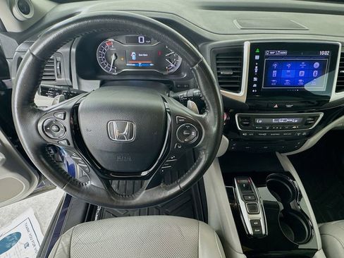 Used 2016 Honda Pilot Elite image 12