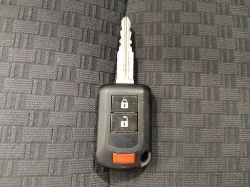 Used 2020 Mitsubishi Mirage ES FWD image 32