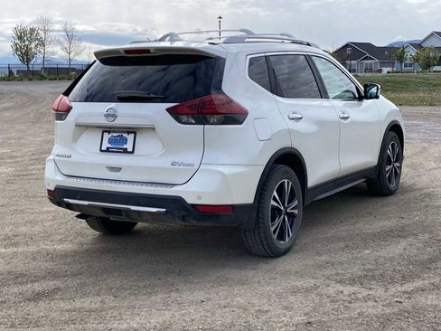 Used 2020 Nissan Rogue SV w/ Premium Package AWD/4WD image 14