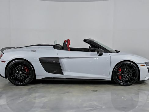 Used 2021 Audi R8 V10 performance image 14