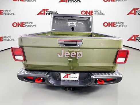 Used 2023 Jeep Gladiator Rubicon w/ Trailer Tow Package AWD/4WD image 6