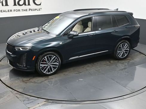 Used 2024 Cadillac XT6 Sport w/ Technology Package AWD/4WD image 49