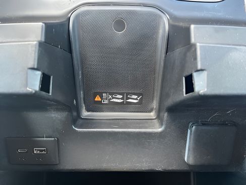 Used 2023 Chevrolet Silverado 1500 RST AWD/4WD image 31