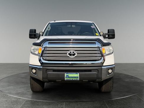 Used 2017 Toyota Tundra Limited w/ Limited Premium Package AWD/4WD image 2