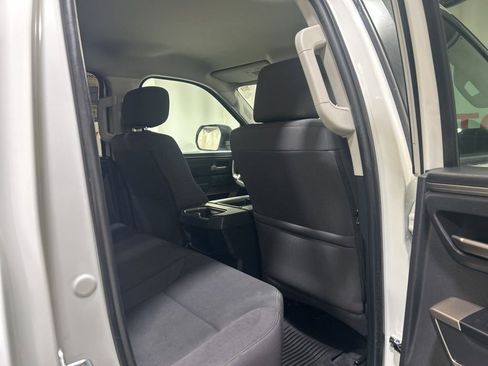 Used 2024 Toyota Tundra SR5 w/ SR5 Convenience Package image 15