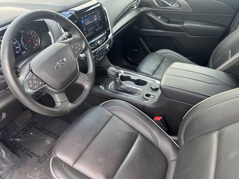 Used 2023 Chevrolet Traverse Premier w/ Redline Edition AWD/4WD image 8
