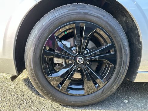 Used 2023 Nissan Sentra SV image 28