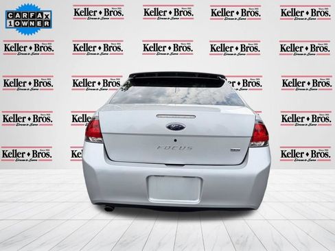 Used 2009 Ford Focus SES FWD image 7