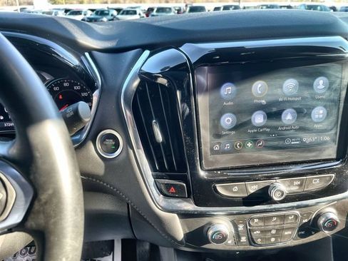 Used 2023 Chevrolet Traverse LT w/ LPO, Floor Liner Package image 22