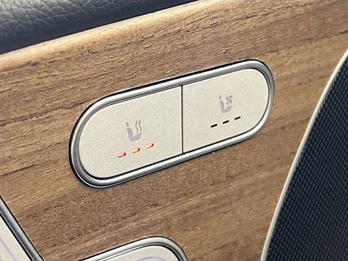 Used 2021 Mercedes-Benz GLE 450 4MATIC image 22