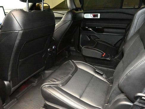 Used 2023 Ford Explorer ST w/ Equipment Group 401A AWD/4WD image 13