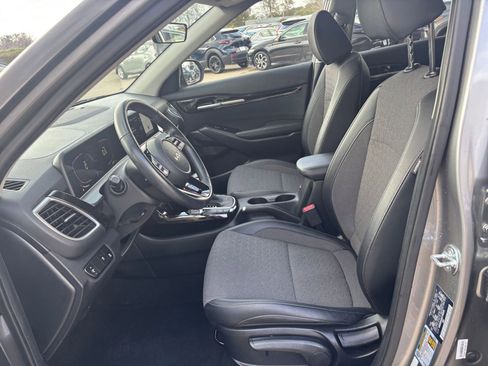 Used 2025 Kia Seltos S image 25
