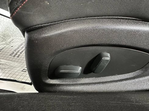 Used 2018 Chevrolet Camaro ZL1 RWD image 18