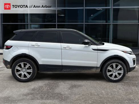 Used 2017 Land Rover Range Rover Evoque SE AWD/4WD image 5