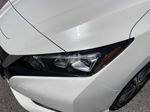 Used 2022 Nissan Leaf SL Plus image 10