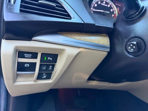 Used 2020 Acura MDX FWD w/ Technology Package image 32