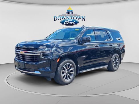 Used 2022 Chevrolet Tahoe LT w/ Luxury Package AWD/4WD image 7