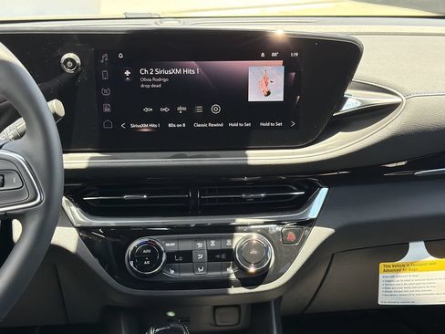 New 2026 Buick Envista Sport Touring w/ Convenience I Package FWD image 4