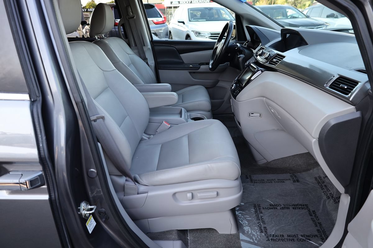 Used 2016 Honda Odyssey EX-L image 18
