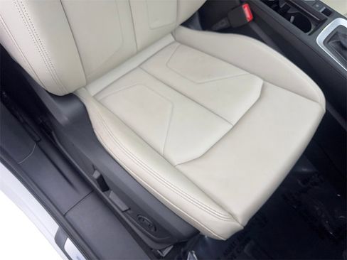 Used 2022 Audi Q3 2.0T Premium w/ Convenience Package image 47