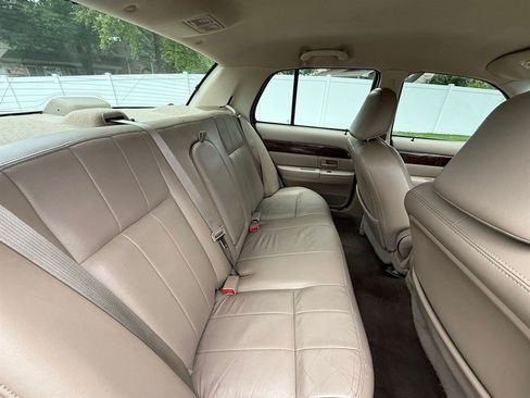 Used 2004 Mercury Grand Marquis LS RWD image 23