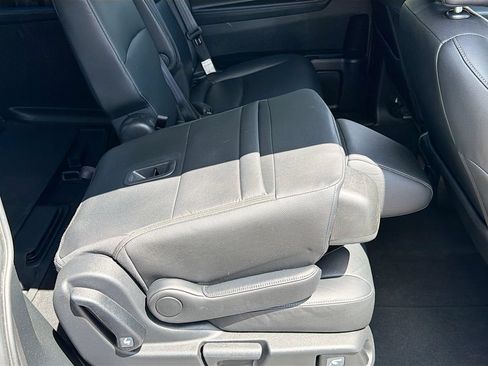Used 2023 Honda Odyssey EX-L image 28